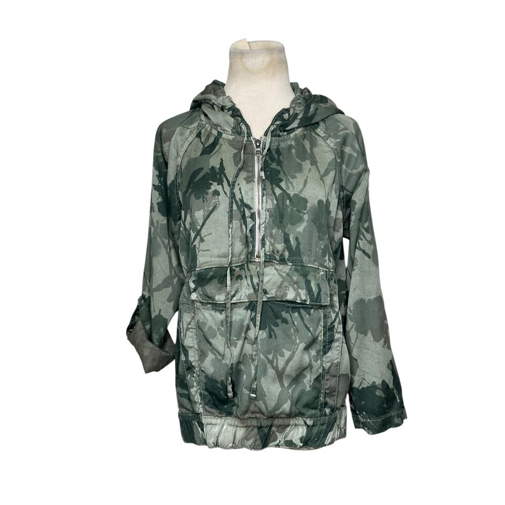 DWP green camo long sleeves hoodie sweatshirt size small